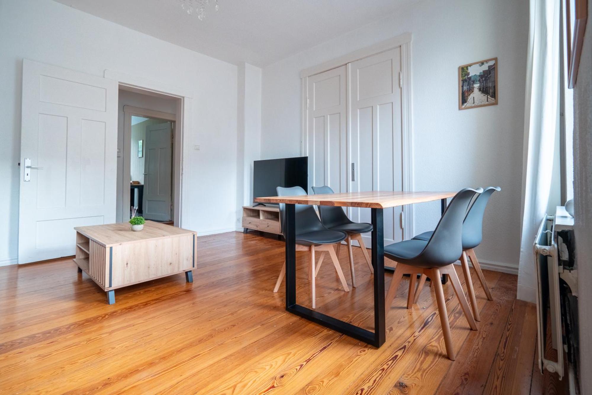 Grosses Apartment Mit 2 Balkonen Zentral Am Nordertor Flensbourg Extérieur photo