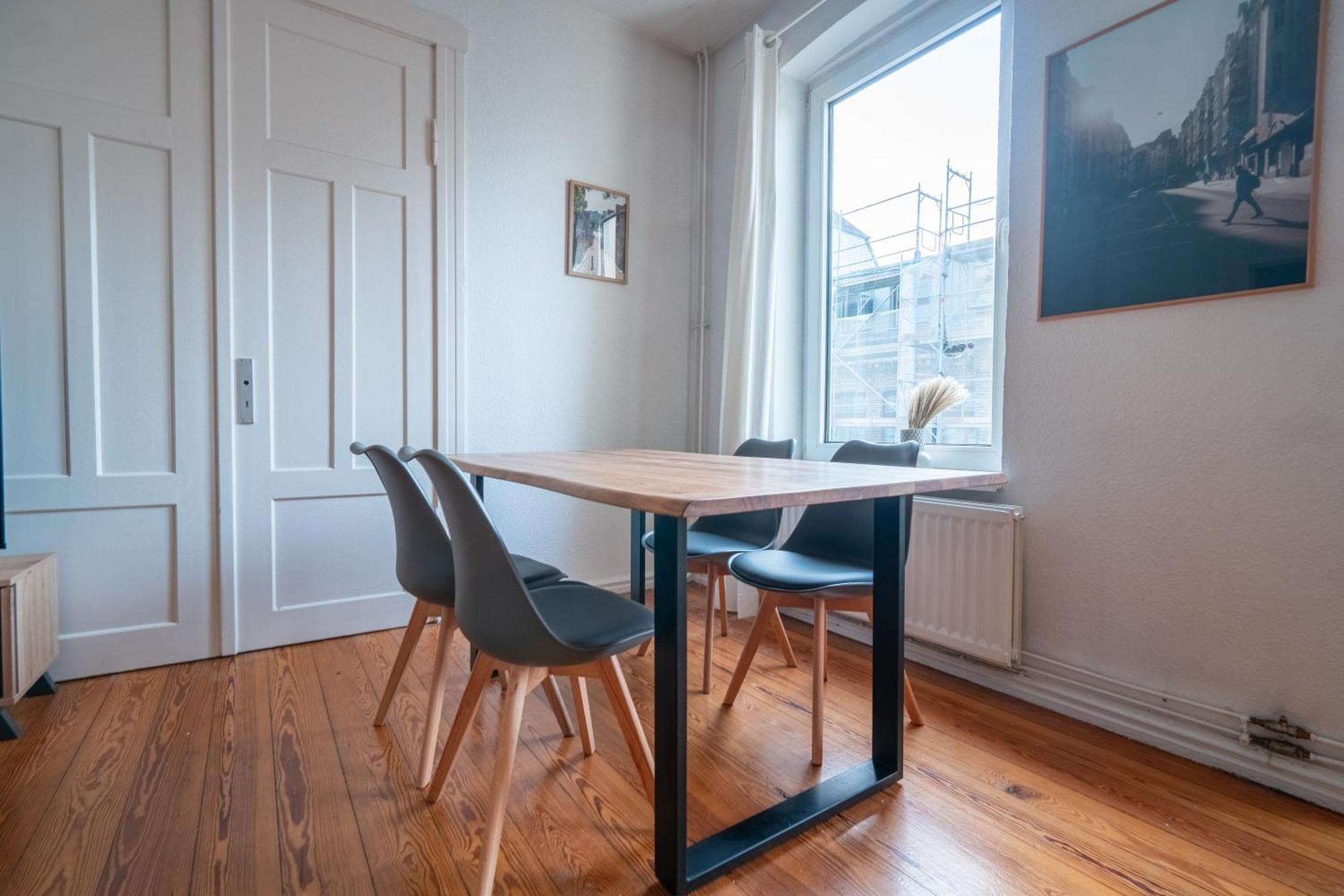 Grosses Apartment Mit 2 Balkonen Zentral Am Nordertor Flensbourg Extérieur photo
